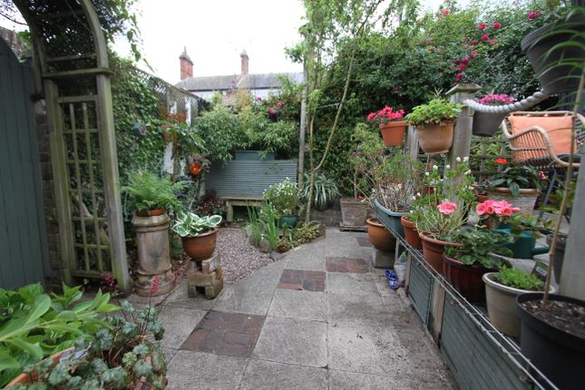 2, Matlock Road, Eastbourne photo 3