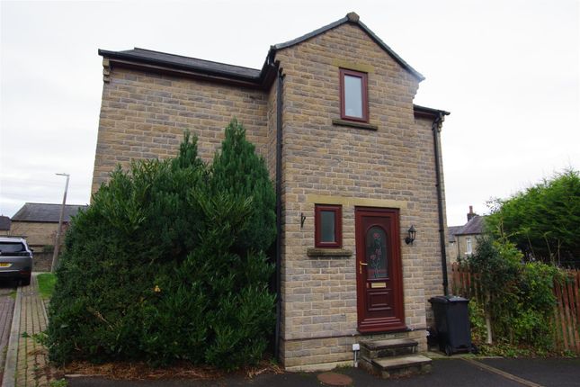 Thumbnail Semi-detached house to rent in Moorlands Court, Greetland, Halifax