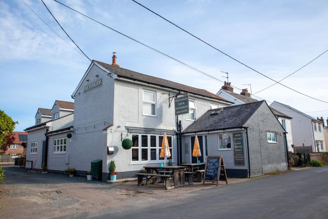 Thumbnail Pub/bar for sale in Aingers Green, Colchester