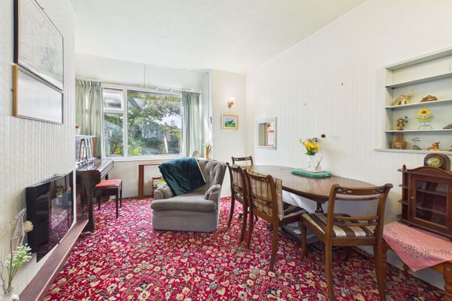 46 Bernadette Avenue, Hull photo 3