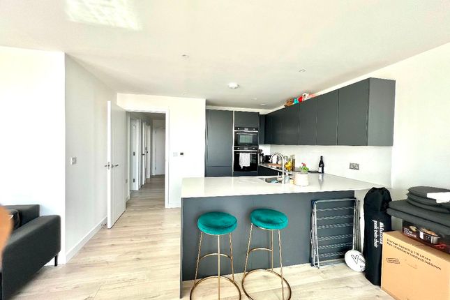 Flat 211, Hartingtons Court, London photo 4