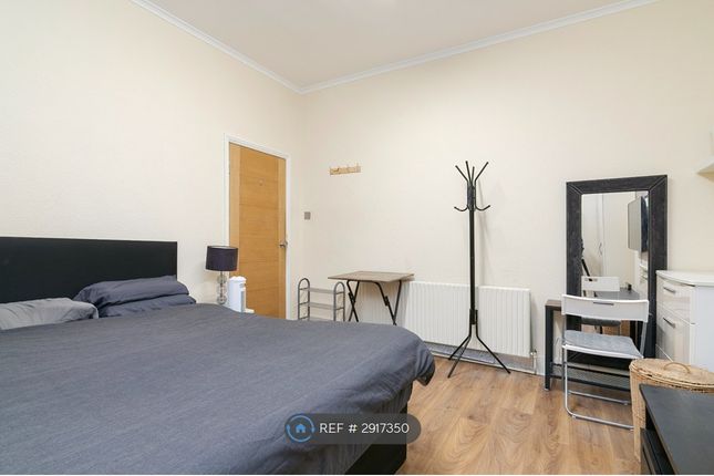 Montague Road, Hounslow photo 5