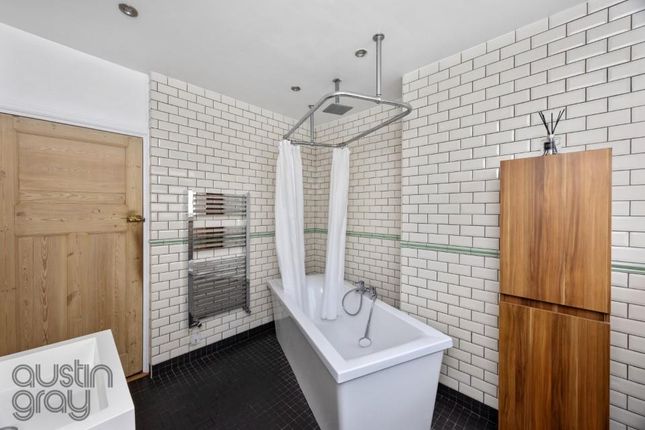 Montefiore Road, 24-012.Jpg