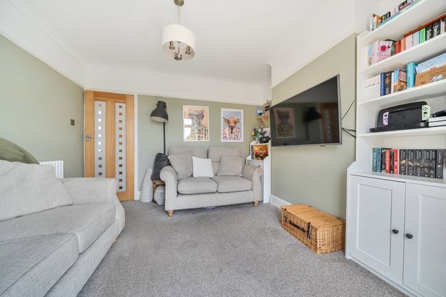 17, Loane Road, Southampton photo 2