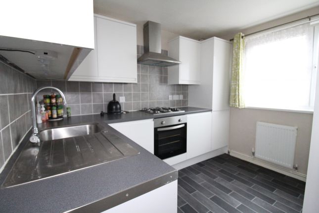 157, Melville Court, Chatham photo 3