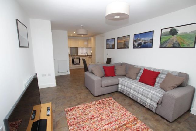 Flat to rent in Argentia Place, Portishead, Bristol