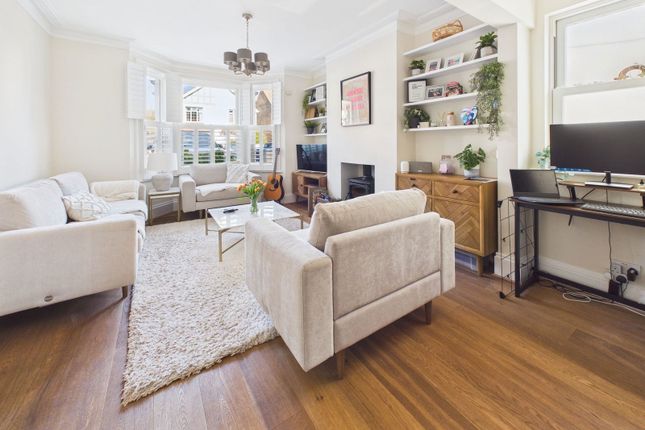 16, Rosslyn Road, Shoreham-by-sea photo 4