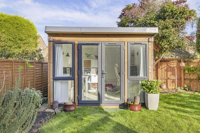 1, Abrahams Close, Landbeach Cambridge photo 3