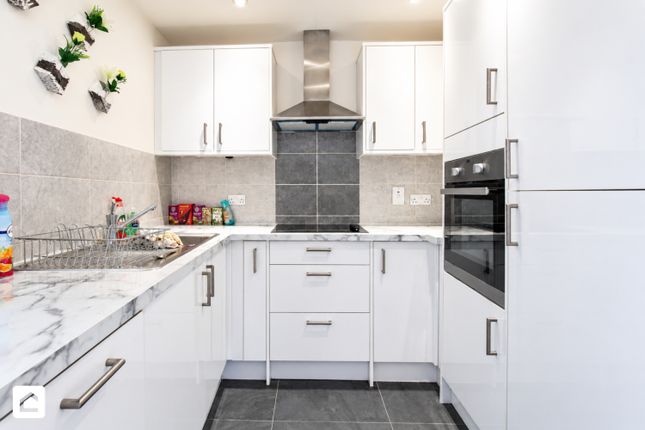 Platinum House, 13-15 High Street, Epsom photo 5