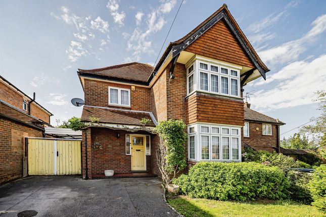 Thumbnail Detached house for sale in Lowndes Avenue, Chesham
