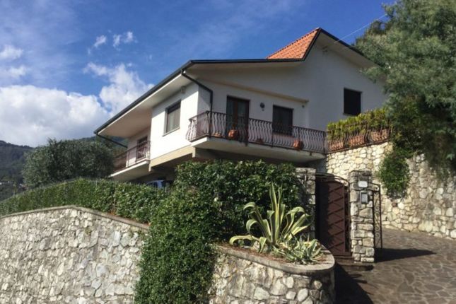 Property for sale in 55023 Borgo A Mozzano, Province Of Lucca, Italy