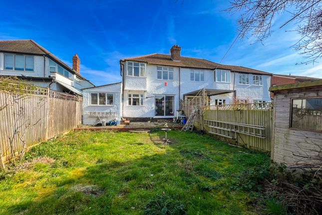 Summer Avenue, East Molesey photo 2