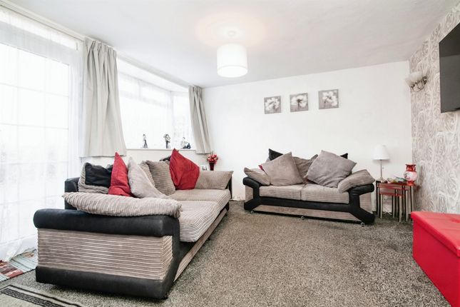 23, Eastfield Road, Tipton photo 2