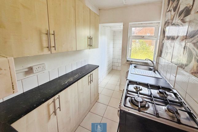 35, Links Road, Coventry photo 4