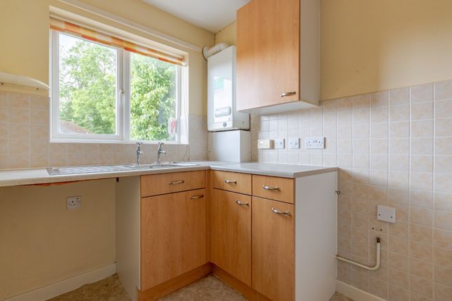 10, New Stead Rise, Keighley photo 4