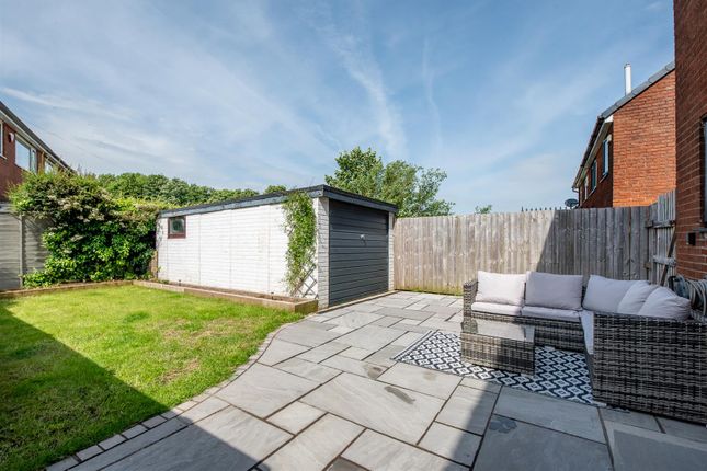 17, Waterfield Avenue, Darwen photo 4