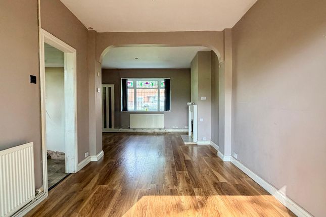 123, Kenyon Lane, Manchester photo 5