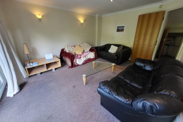 12 The Sanctuary, Hulme, Manchester photo 5