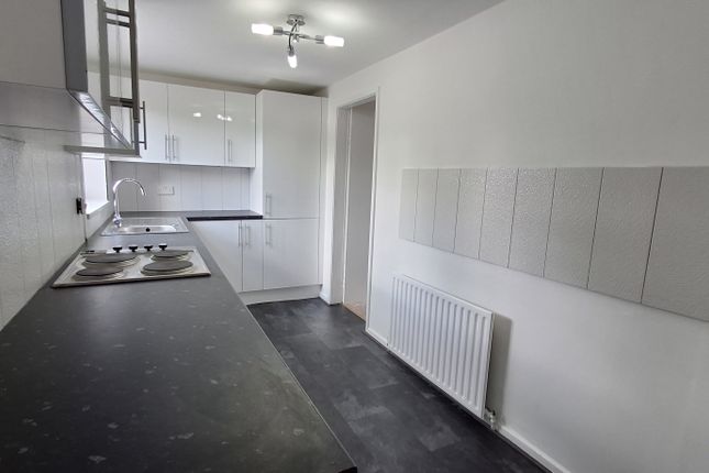The Cottages, 5b, Forest Road, NEWARK photo 3