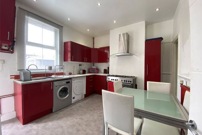 Thumbnail Detached house to rent in Finsbury Road, Wood Green, London