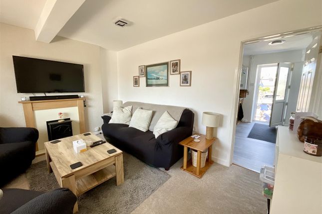 7, Bryn Terrace, Llanelli photo 2