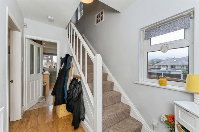 7, Alyn Drive, Chester photo 3
