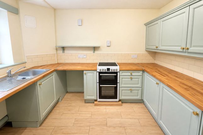 3,, Haye Road, Callington photo 5