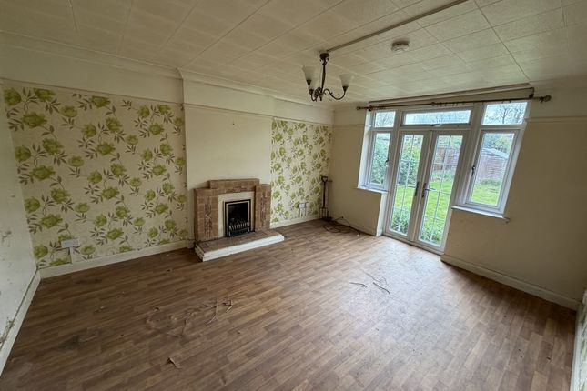 2, Langdale Crescent, Bexleyheath photo 3