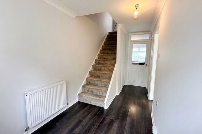 63 Honeywell Crescent, Airdrie photo 3
