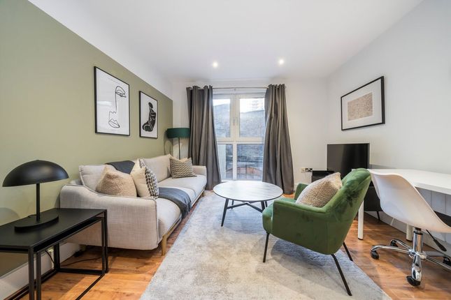 211, 1 Pepys Street, London photo 4