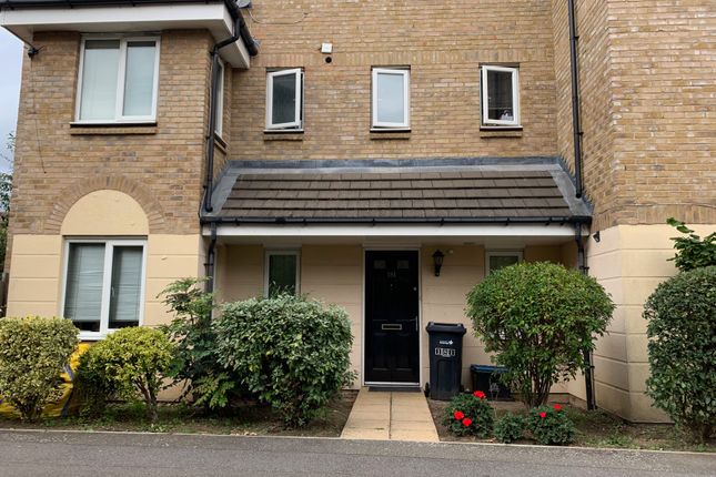 181, Quarles Park Road, Chadwell Heath photo 2