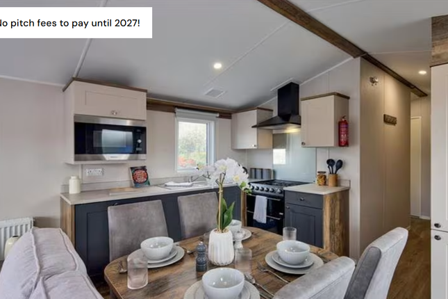Sandy Balls (£69,995 - , New Forest Holiday Village, Southampton Rd , Fordingbridge, Hampshire photo 3