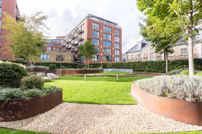 Flat for sale in Thunderer Walk, Woolwich