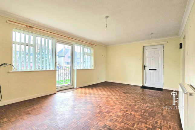 Flat 4, 321, Walton Road, Walton On The Naze photo 2