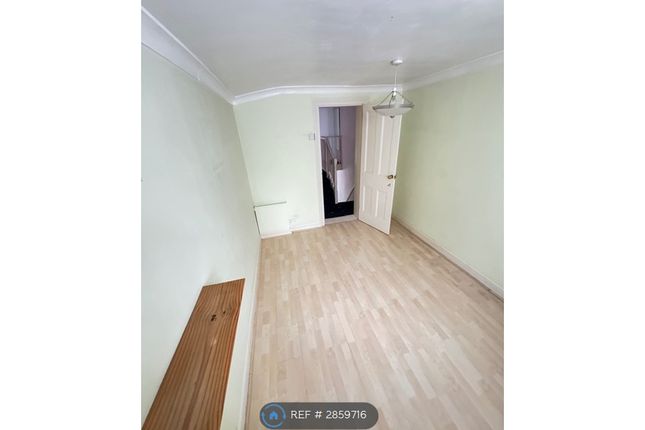 Stafford St, Gillingham photo 5