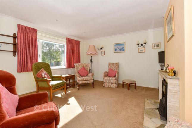 3-bed detached on 7, Northdowns, Cranleigh, £600,000