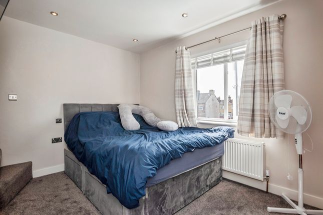 17, Mason Road, Kidderminster photo 4