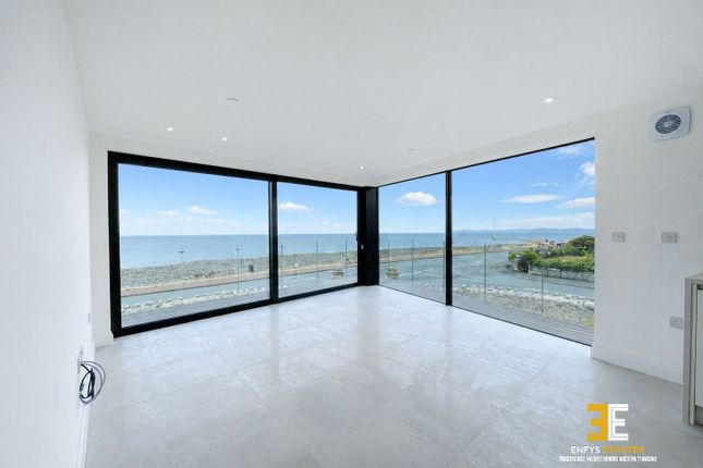 Apartment 3, 57 Marine Drive, Colwyn Bay photo 2