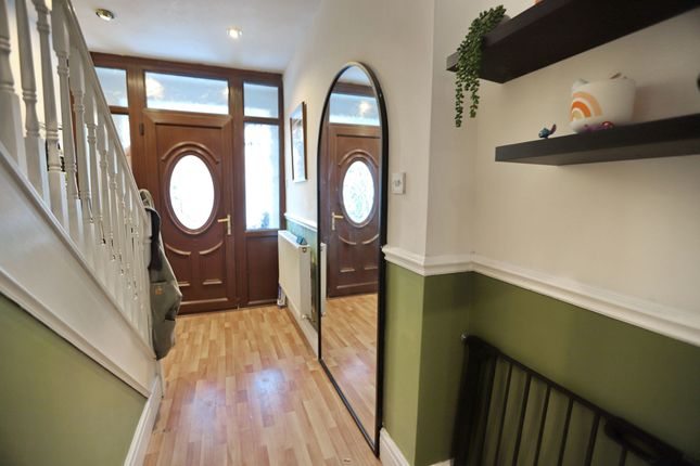 114 Warwick Avenue, Manchester photo 2
