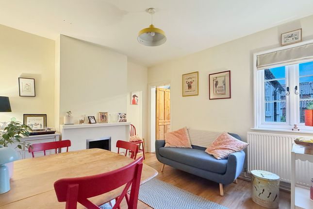 2 Hamblin Road, Woodbridge photo 4