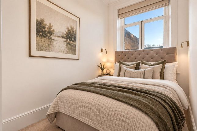 6, 13, Trebovir Road, London photo 4