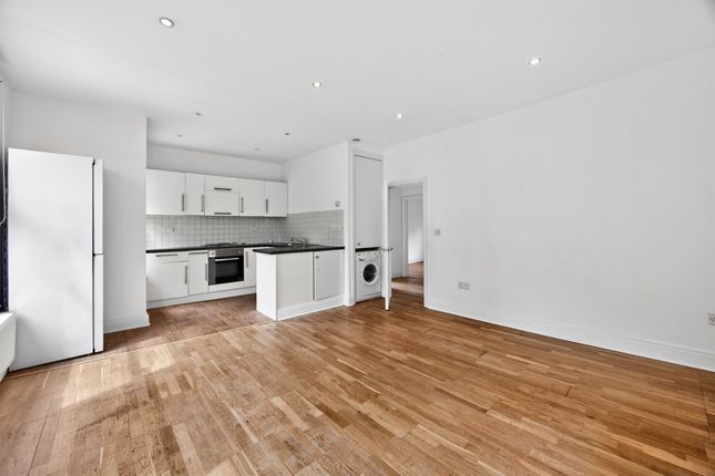 52, Mattock Lane, London photo 4