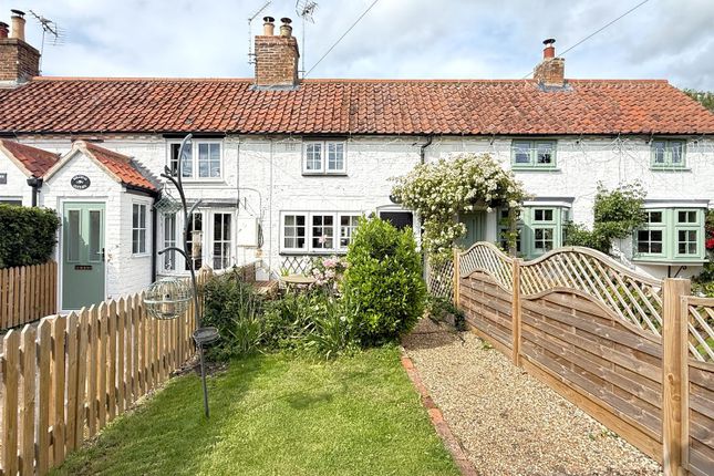 2-bed house on Pear Tree Cottage, 57 Grantham Road, Bottesford, £269,995
