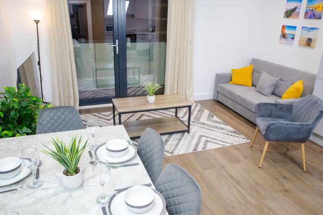 Flat to rent in Somerset Street, Brighton