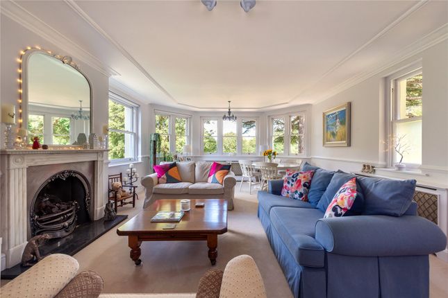 9 Burford Lodge,, London Road, Surrey photo 2