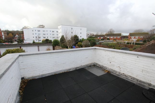 Flat 4 The Old Vicarage, 8a , Grassington Road, Eastbourne photo 2