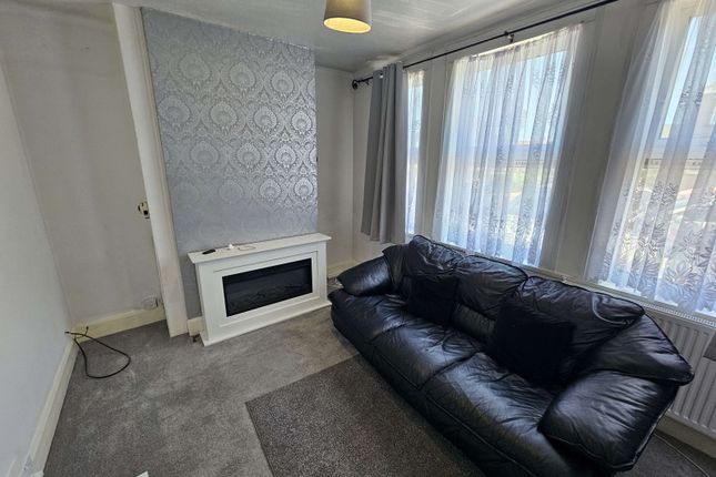 71 Maidenhall Road, Luton,LU4 8LB, LUTON photo 3