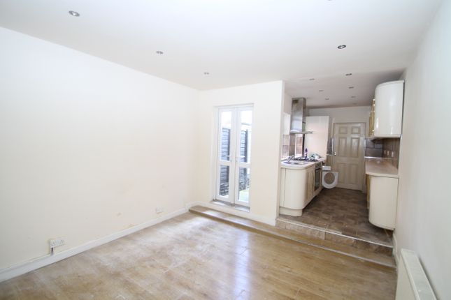 Terraced house to rent in Nineveh Avenue, Birmingham