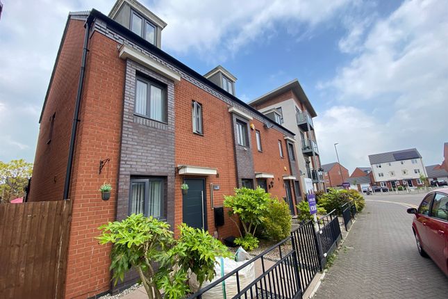 Mews house for sale in Mercury Drive, Akron Gate, Wolverhampton