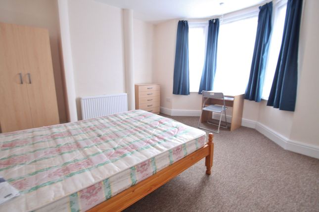 48 Bemister Road, Bournemouth photo 5